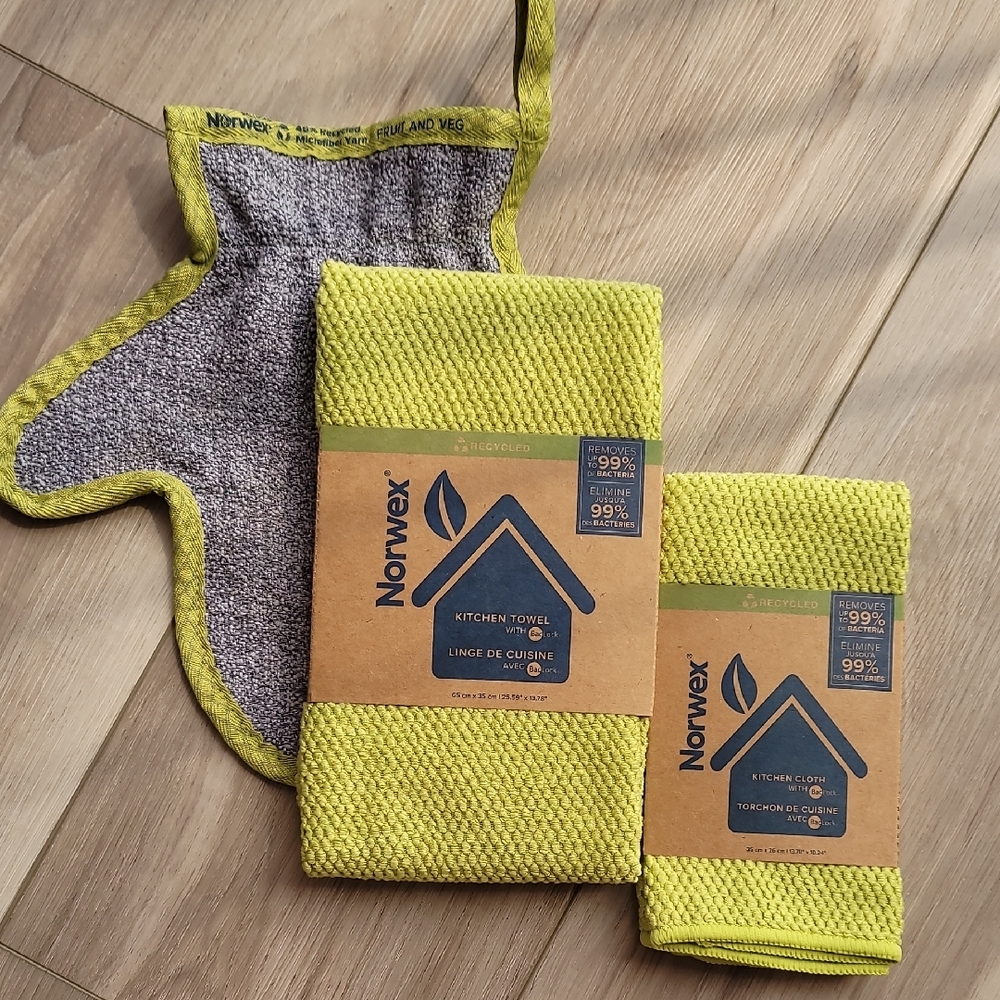 Norwex Lime Green Kitchen Towel and Cloth Set